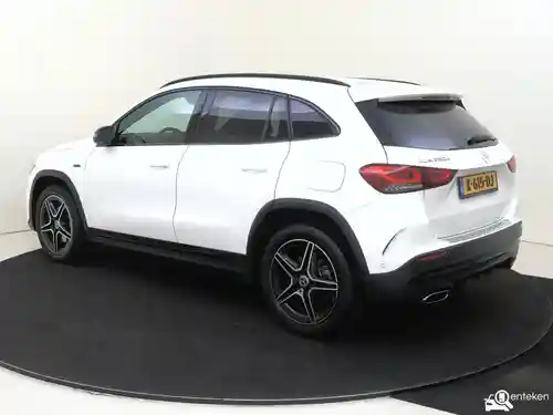 Mercedes-Benz GLA 250 e 2020