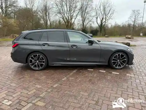 BMW 318i Touring 2021