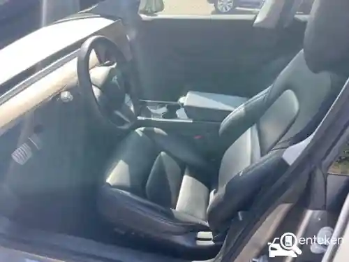 Tesla Model 3 Performance 2019