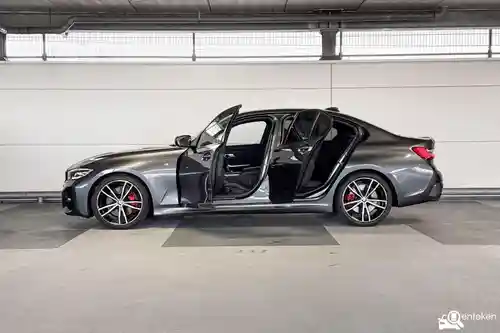BMW 320i 2021