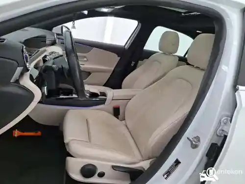 Mercedes-Benz A 180  2021