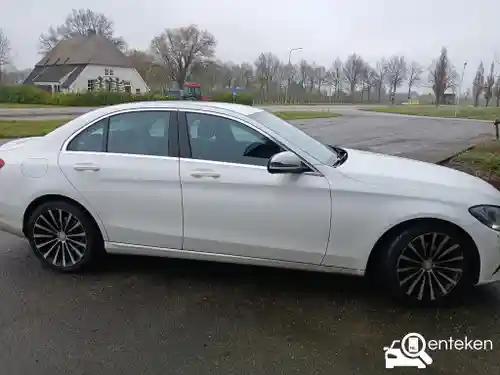 Mercedes-Benz C 180 2015