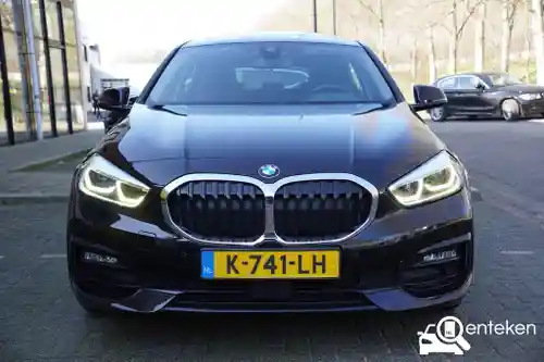 BMW 118i 2021