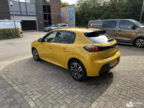 Peugeot 208 1.2 PureTech 100 2021