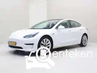Tesla Model 3 Standard Range Plus 2020