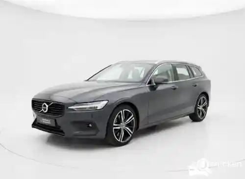 Volvo V60 D4 2021