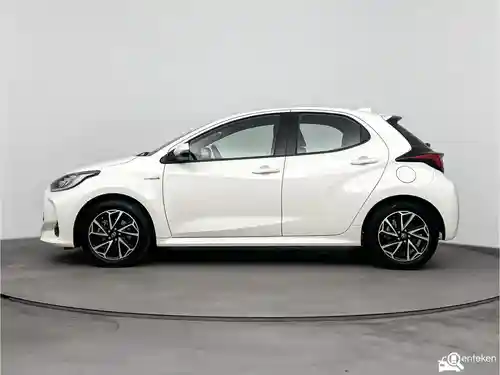 Toyota Yaris 1.5 Hybrid 116 2021