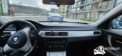 BMW 318i Touring 2006