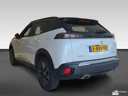 Peugeot 2008 1.2 PureTech 130 2021