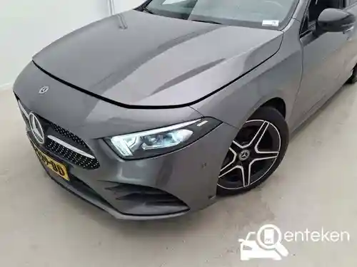 Mercedes-Benz A 180  2021