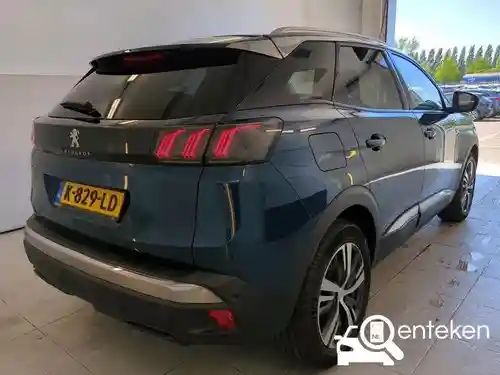 Peugeot 3008 1.2 PureTech 130 2021