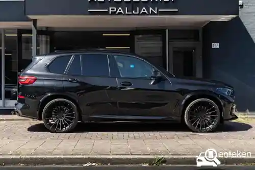 BMW X5 M50i 2019