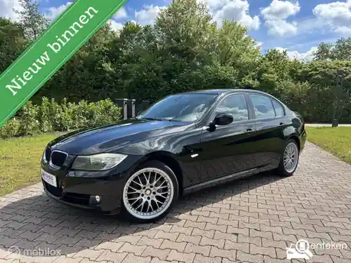 BMW 318i 2009