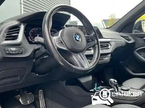 BMW 118i 2021