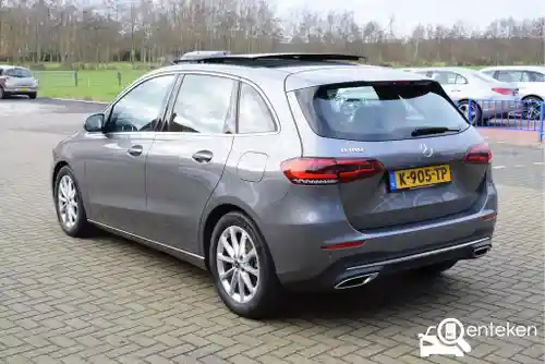 Mercedes-Benz B 180 2021