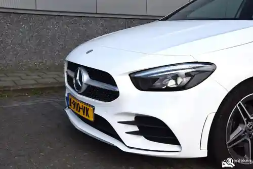 Mercedes-Benz B 180 2020