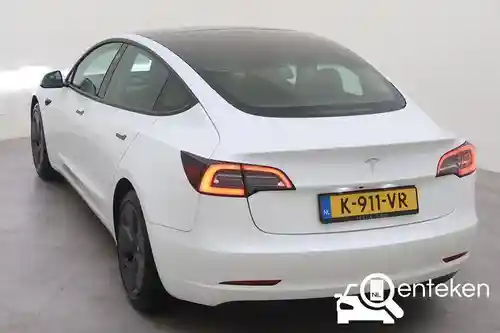 Tesla Model 3 Standard Range Plus 2021