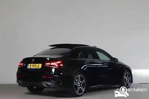 Mercedes-Benz A 180  2021