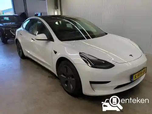 Tesla Model 3 Standard Range Plus 2021