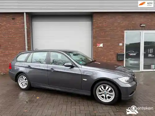 BMW 320i Touring 2006