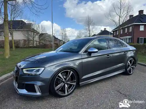 Audi RS3  2018