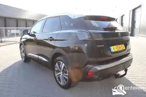 Peugeot 3008 1.2 PureTech 130 2021