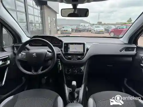 Peugeot 208 1.2 PureTech 82 2016