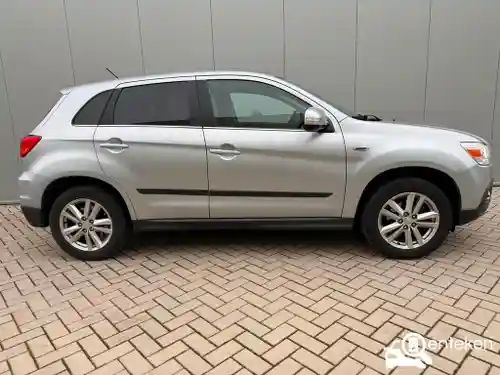 Mitsubishi ASX 1.6 ClearTec 2011