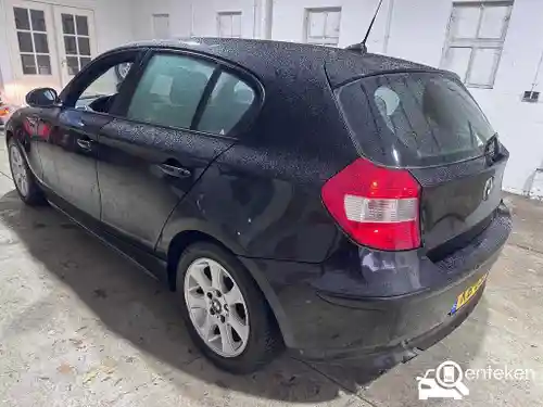 BMW 118i 2006