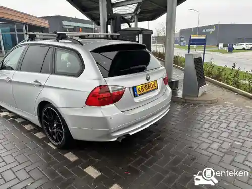BMW 318i Touring 2006