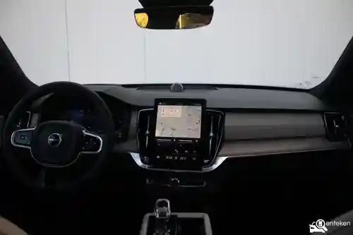 Volvo XC90 B5 2026