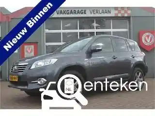 Toyota RAV4 2.0 2013