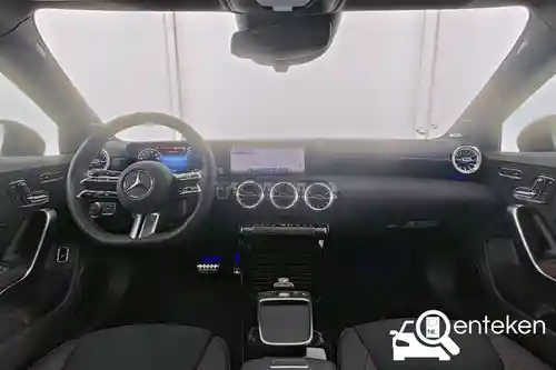 Mercedes-Benz A 250 e 2025