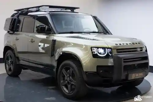 Land Rover Defender 110 P300e 2024