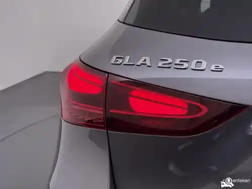 Mercedes-Benz GLA 250 e 2024