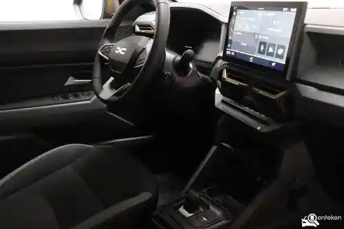 Dacia Duster Hybrid 140 2026