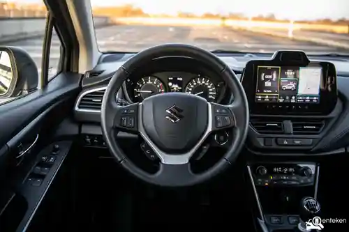 Suzuki S-Cross 1.4 Boosterjet Hybrid 2025