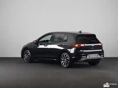 VW Golf 1.0 eTSI 2022