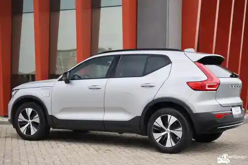Volvo XC40 Recharge Plug-in Hybrid T4 2022