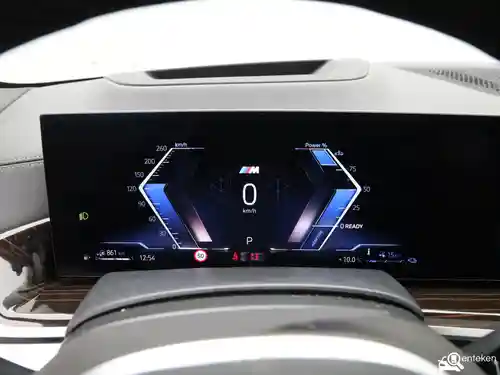 BMW X5 xDrive50e 2025