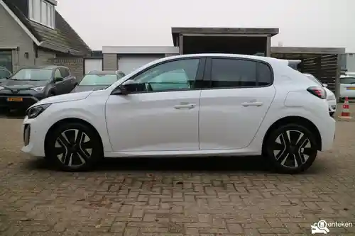 Peugeot 208 1.2 Hybrid 100 2024