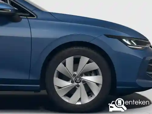VW Golf 1.5 eHybrid 2026