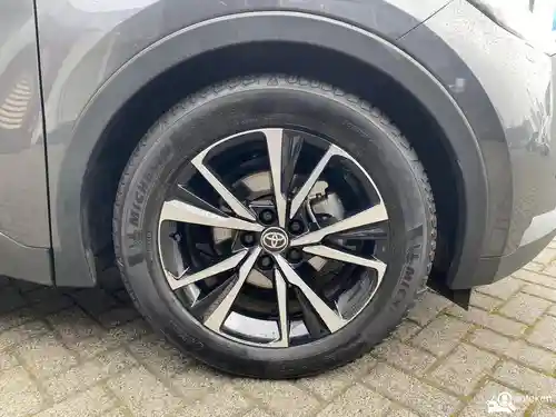 Toyota C-HR 2.0 Hybrid 2024