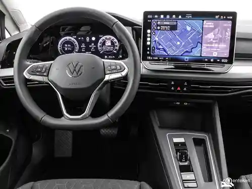 VW Golf 1.5 eHybrid 2026