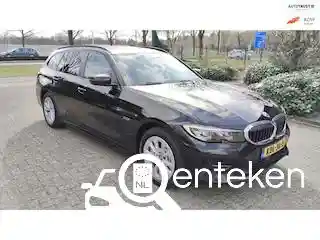 BMW 330e Touring 2021