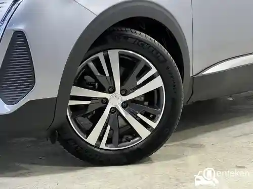 Peugeot 3008 1.6 HYBRID 225 2024