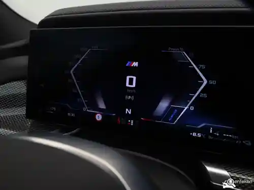 BMW M760e 2025