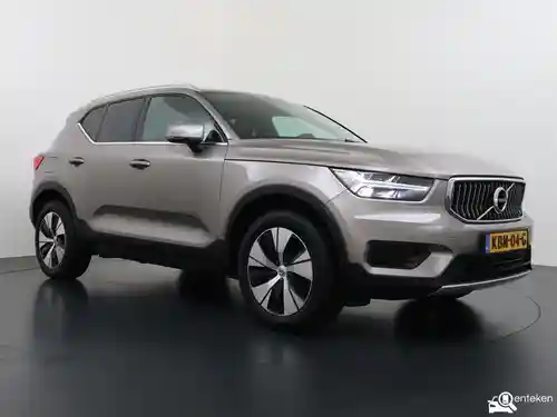 Volvo XC40 Recharge Plug-in Hybrid T5 2021