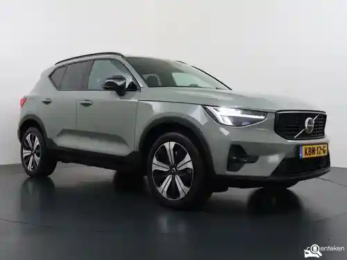Volvo XC40 Recharge Plug-in Hybrid T4 2023