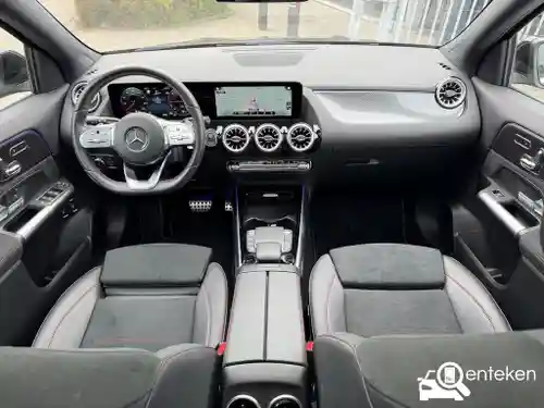 Mercedes-Benz GLA 250 e 2023